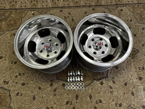 Mismatched pair indy - of,