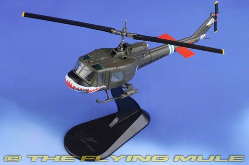 Hobby master 1c huey - master,