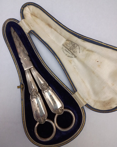 Sterling silver grape shears - silver,