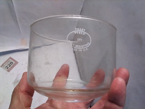 Tilley 171 oil lamp - tilley, glass