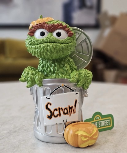 Oscar the grouch - the, street