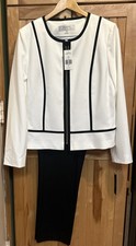 NWT Tahari Arthur S Levine