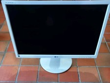 LG  Flatron monitors. LG E2411PU. (2 -Black and grey) .Very good condition.
