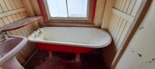 Vintage Cast Iron Roll-Top Bath – Red & White Clawfoot – Needs Refurb Unplumbed 