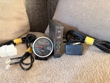 STi GENOME Boost Gauge w