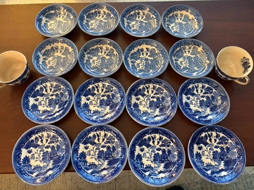 Vintage house blue willow - vintage,