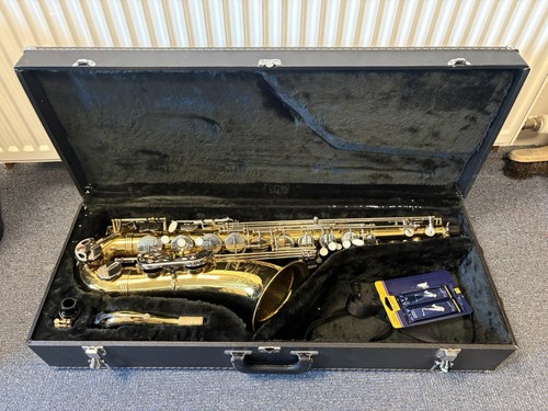 Earlham tenor saxophone - tenor,
