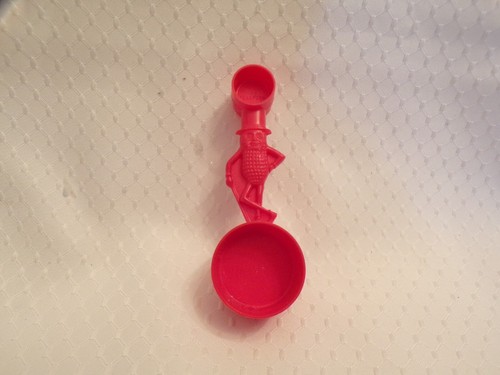 Vtg peanut measuring spoon - measuring,