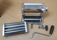 World of Flavours Pasta Maker Manual Machine with Adjustable Thickness
