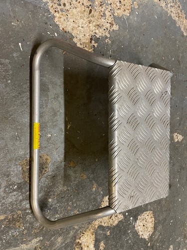 Milenco single caravan step - single,