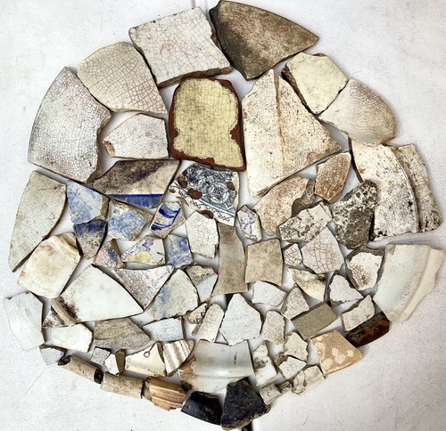 Mudlarking pottery finds - pottery,