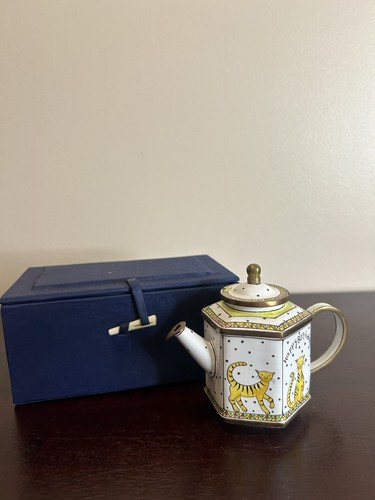 Vintage trade aid miniature - trade,