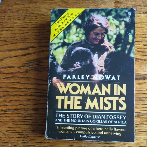 Woman the mists - in,