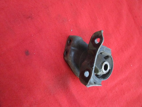 Engine mount honda prelude - engine,