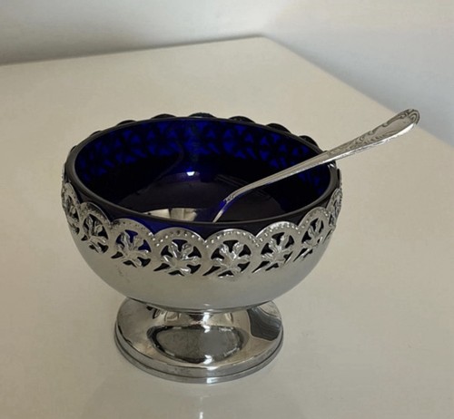 Silver plate sugar bowl - silver,