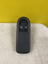 05-10 RENAULT CLIO ELECTRIC WINDOW  SWITCH 8200356522