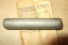 YAMAHA IT490 YZ125 YZ250 YZ490  GENUINE GEAR SELECTOR BAR '1' - # 3R4-18531-00