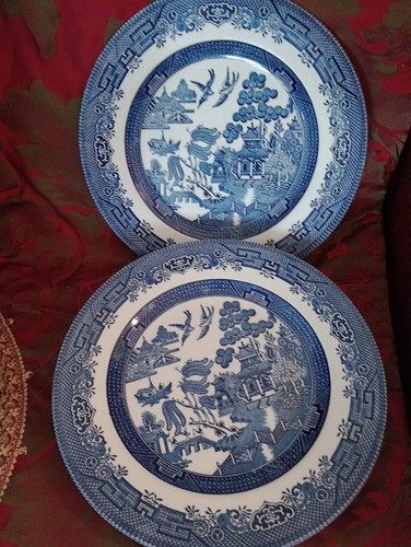 Vintage churchill blue willow - churchill,