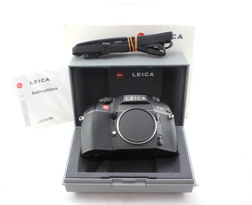 Boxed black leica - black,