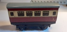 VINTAGE HORNBY O GAUGE - M SERIES 1ST CLASS COACH RED/CREAM