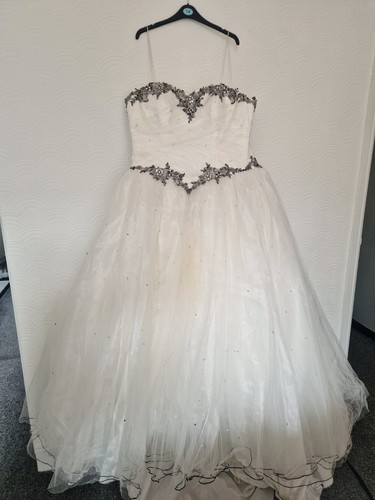 Wedding dress size used - wedding, 16