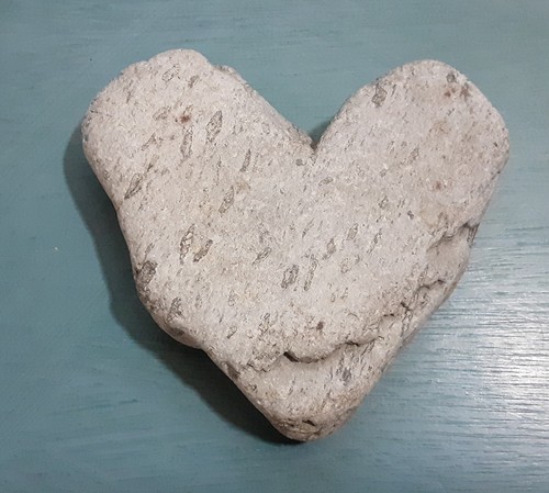 Items large heart stone - 3, items: