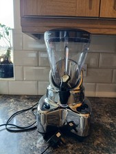 Smoothie and Cocktail Blender