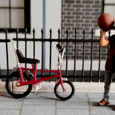 OO GAUGE RALEIGH CHOPPER BIKE