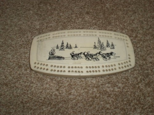Pearlite cribbage board dog - pearlite,