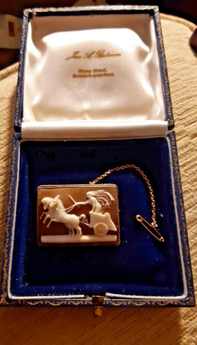 Antique oblong cameo brooch - cameo, in