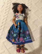 Disney Encanto Mirabel Singing