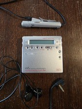 Sony MZ-R900 MiniDisc Player
