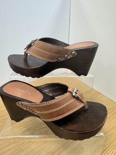 Vintage y2k faith - topshop, tan
