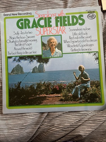 Gracie fields singalong - fields,