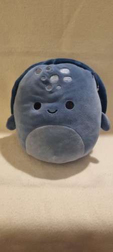 B11 kelly toy squishmallows - b11,