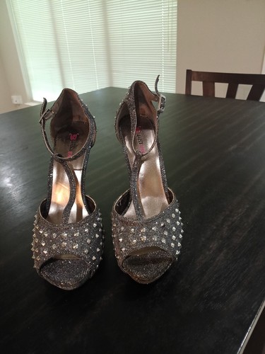 Justfab silver glitter studded - justfab,