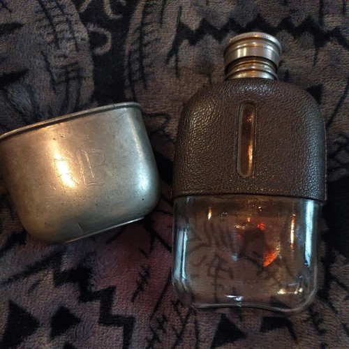 Vintage leather glass - ,