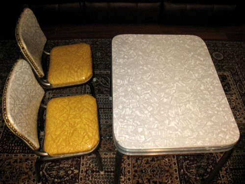 Vintage 1950 formica table - formica, &