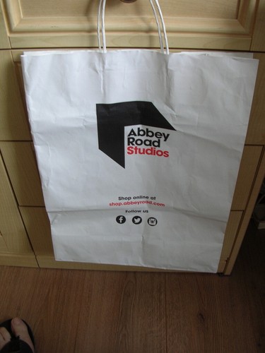 The beatles abbey road - abbey, carrier
