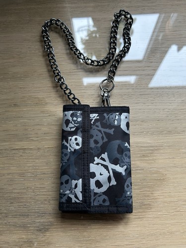 Biker style skull - chain, wallet