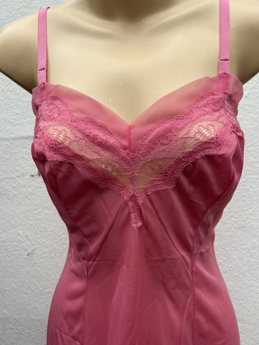Feminine true vintage rose - true,