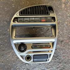 Citroen Saxo Dash Centre