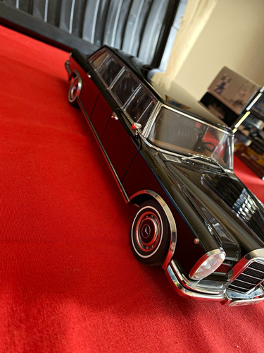 Autoart mercedes benz 600 - autoart,