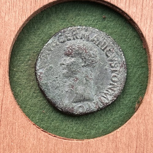 Gaius caligula vesta - as, ae
