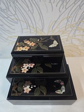 Japanese Sets Of Three Lacquer Jewelry Boxes With Mirror