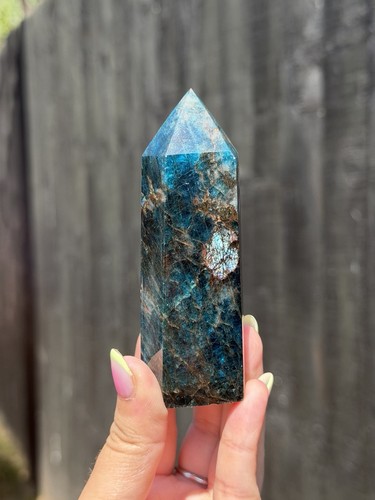 Blue apatite high - blue,