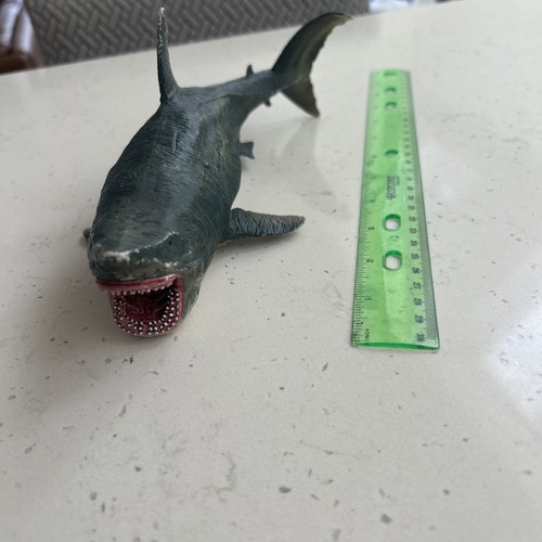 Megalodon shark figure mofun - -,
