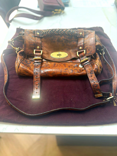 Rare mulberry alexa shiny - rare,