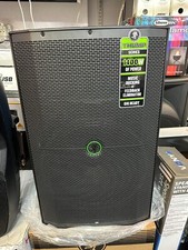 MACKIE THUMP 215   Bluetooth