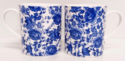 Delft blue mugs - blue,